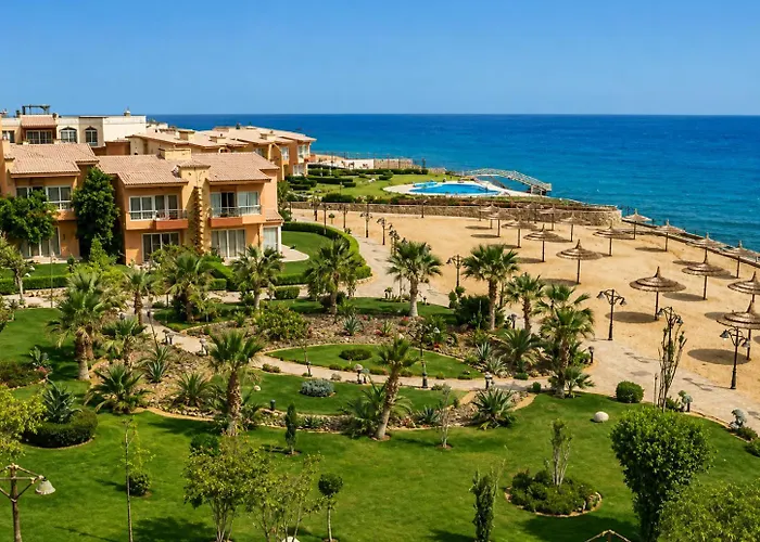 Relax At Marina Wadi Degla , Breakfast & Dinner Apartment *